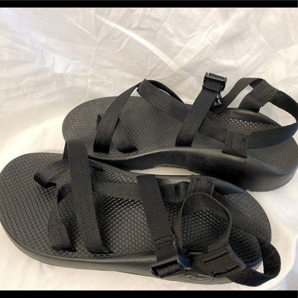 Men’s black Chaco Sandals
